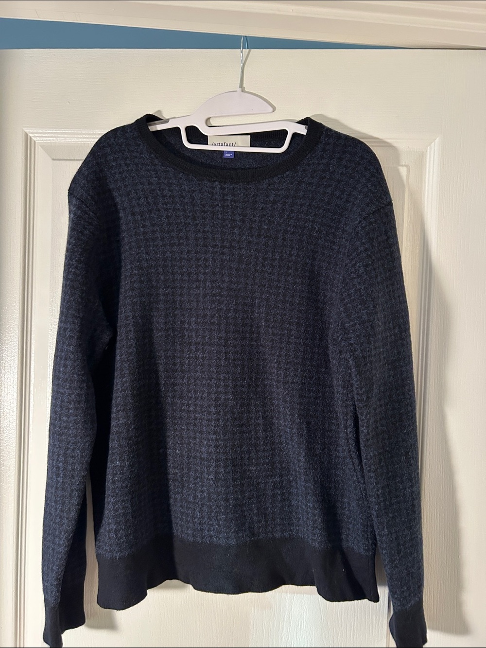 Textured Crewneck Merino Wool Atrefact Sweater in Navy Houndstooth